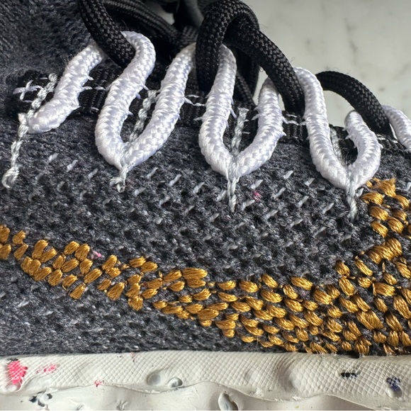 Nike Space Hippie 01 Eco-Friendly Flyknit Sneakers | Lightweight Recycled Shoes - Picture 9 of 12